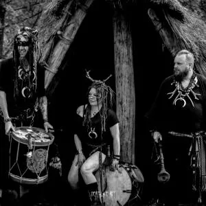 Photo 2 de l'annonce ARDUINA CHERCHE GUITARISTE ET PERCUSSIONISTE