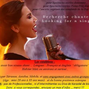 Photo 1 de l'annonce une Chanteuse  musicienne pour des reprises